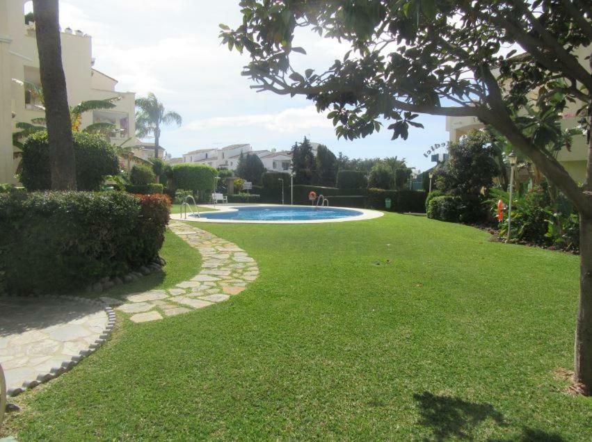 Apartment In El Paraiso - Near Puerto Banus Estepona Esterno foto